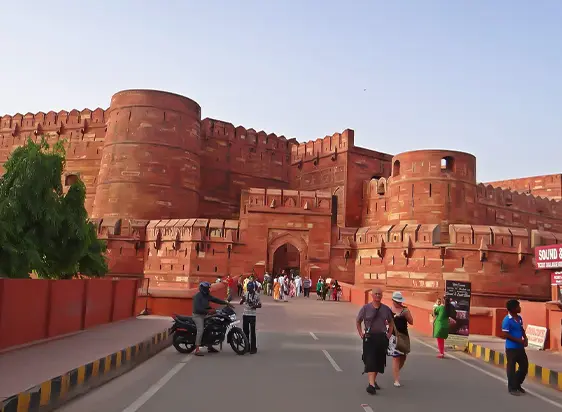 Places to visit in Agra